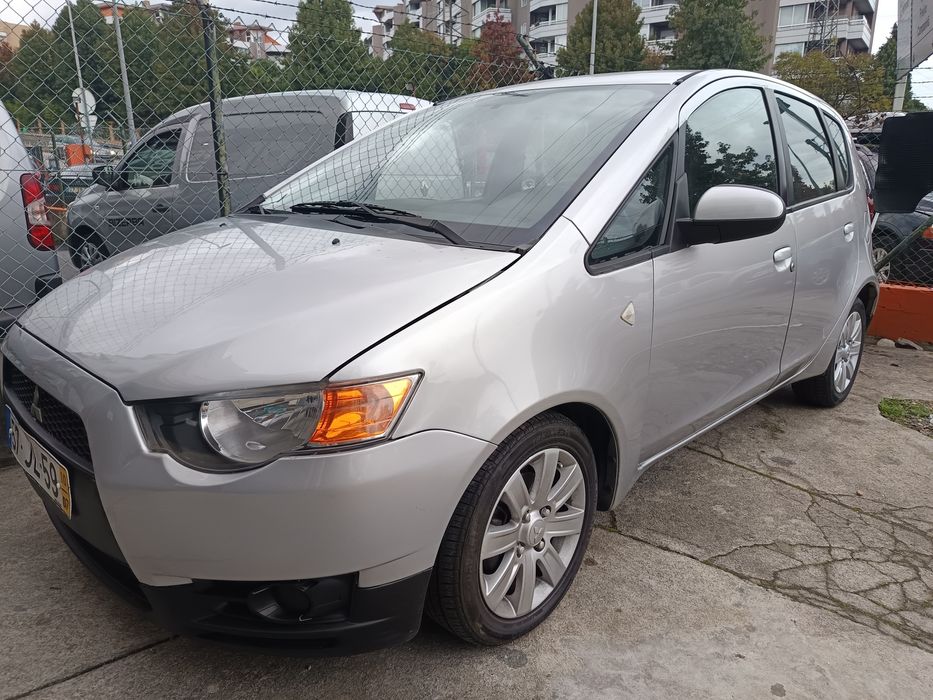 Mitsubishi Colt 1.1 gasolina