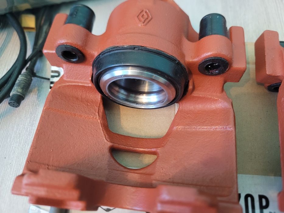 Zaciski Megane 3 Scenic 3 tarcza 296mm