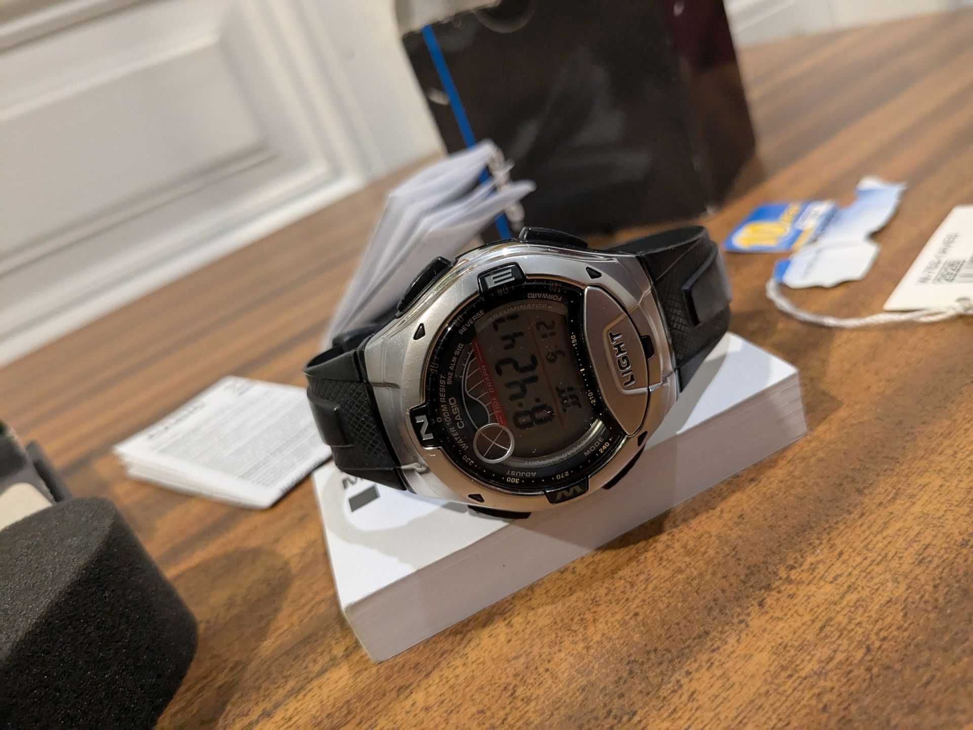 Sportowy zegarek Casio