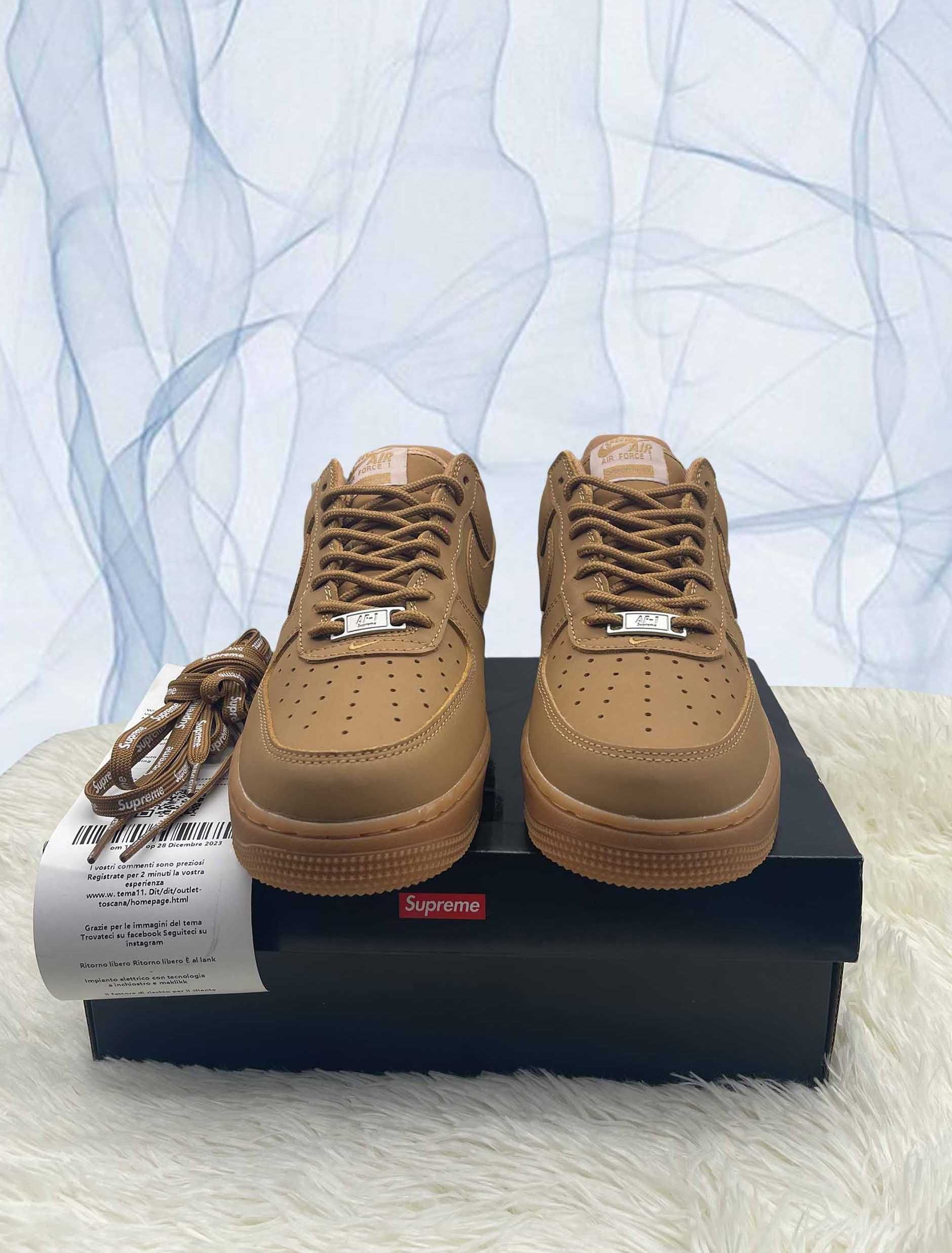 Nike Air Force 1 Low SP Supreme Wheat 42 EU / 8,5US / 26,5 CM
