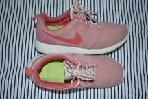 ROSHE RUN stan idealny 39