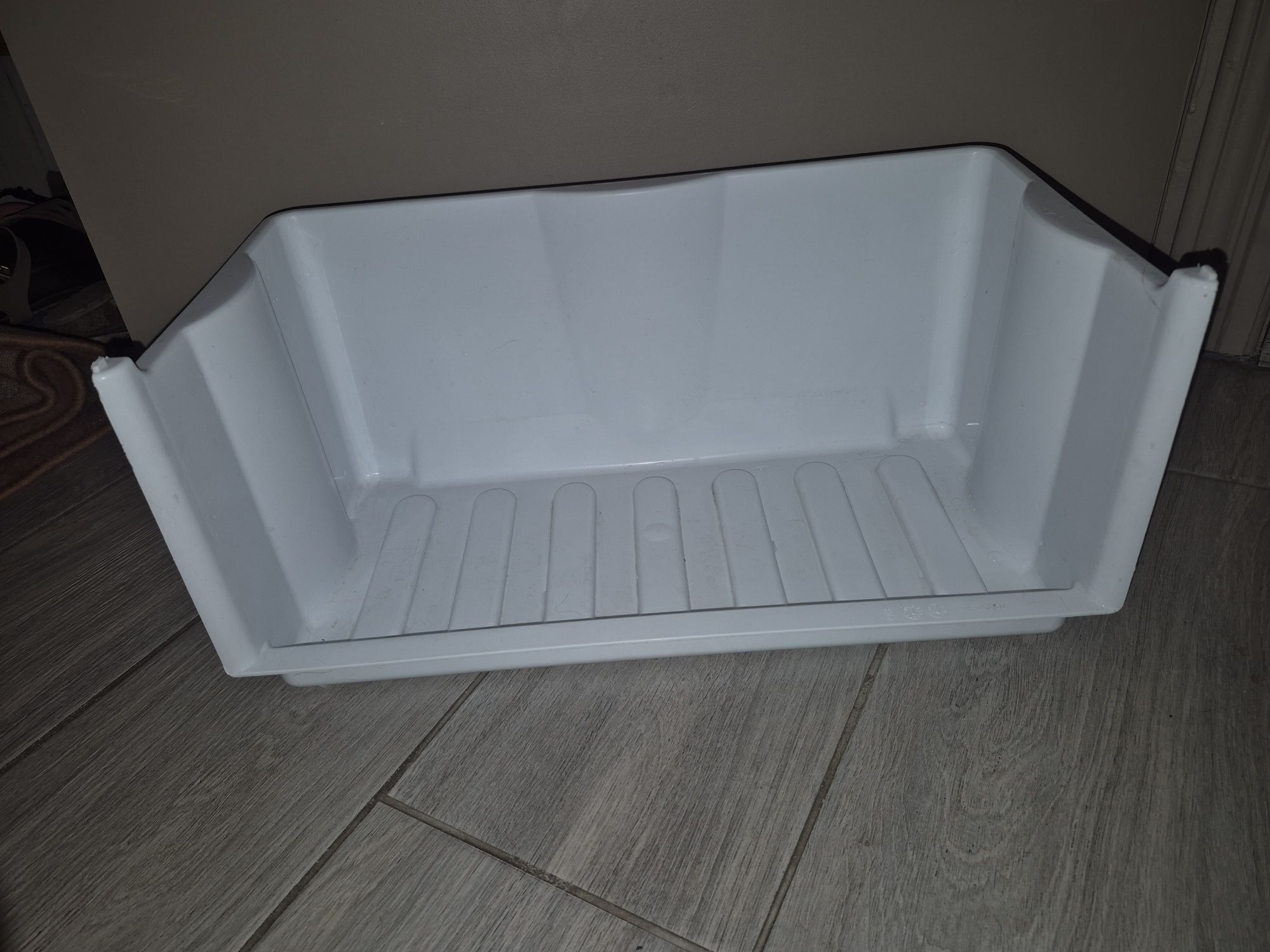 AEG Elektrolux полки для Zanussi CB 400 1с