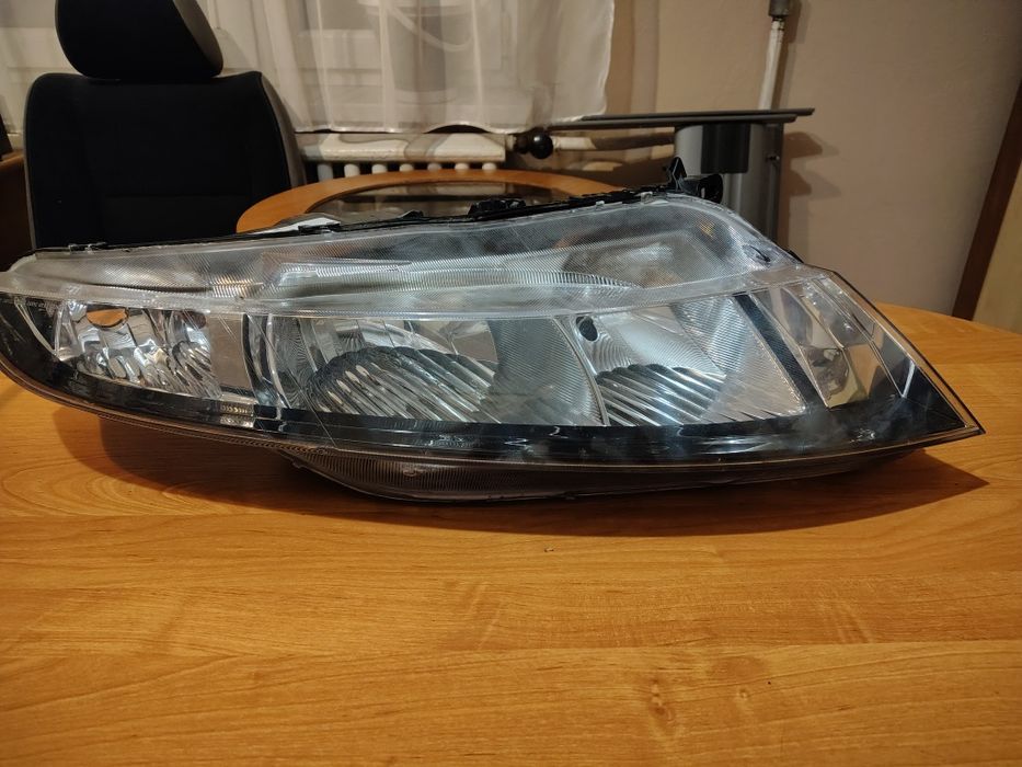 Lampy przednie Honda Civic UFO VIII TYC cena za komplet
