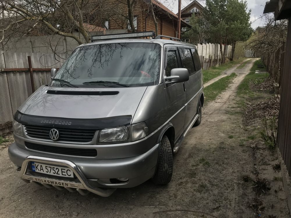 Продам volkswagen transporter t 4 рест 2.5tdi