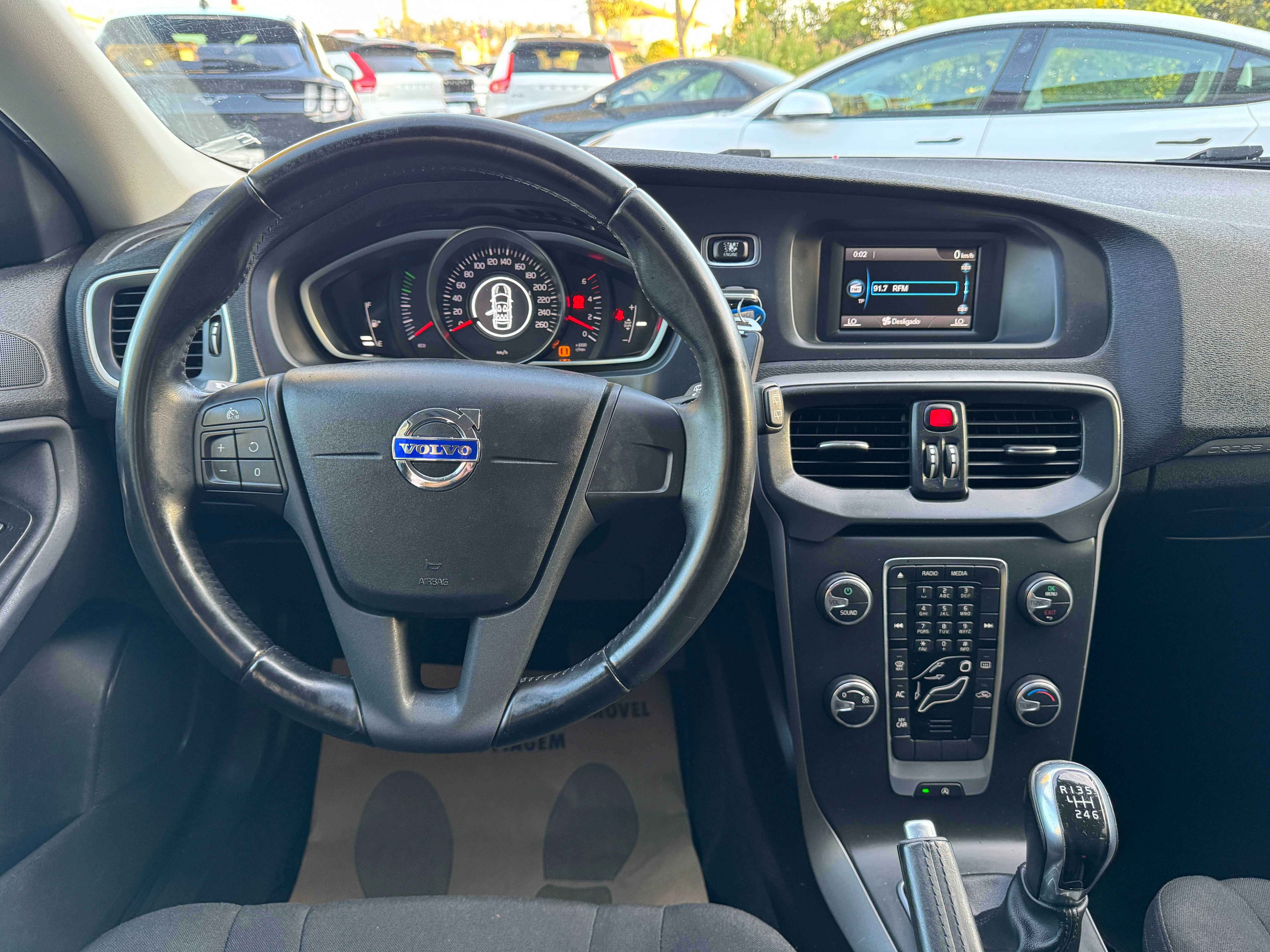 Volvo V40 Cross Country 1.6 D2 Momentum
