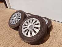 4 jantes de ferro com pneus 195/65 R 15 de Inverno