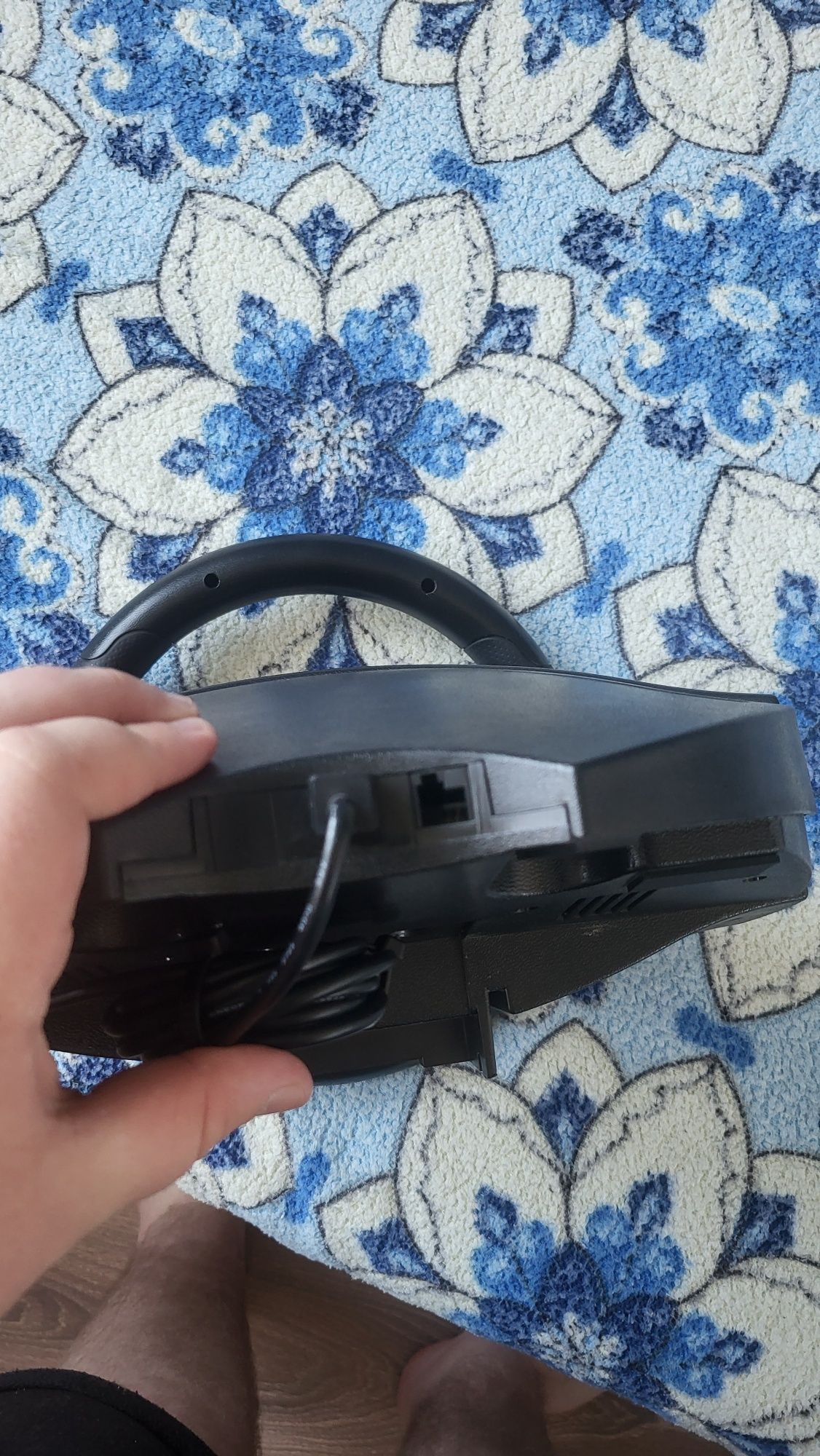Продам thrusrtmaster-t80 та два діска fifa19,dirt rally 2.0