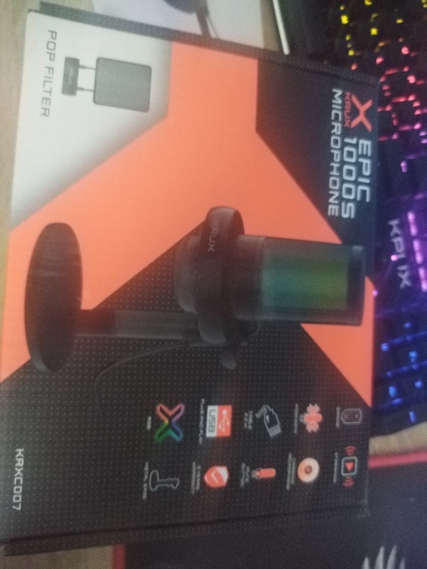 Krux epic 1000s z pudełkiem i kablem