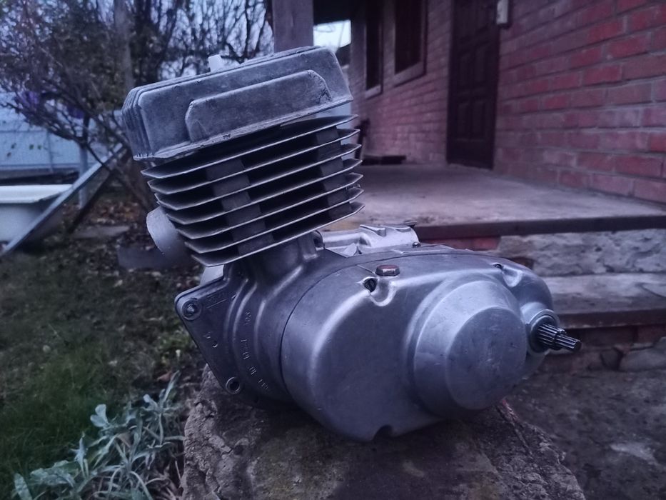 Продам мотор с зажиганием