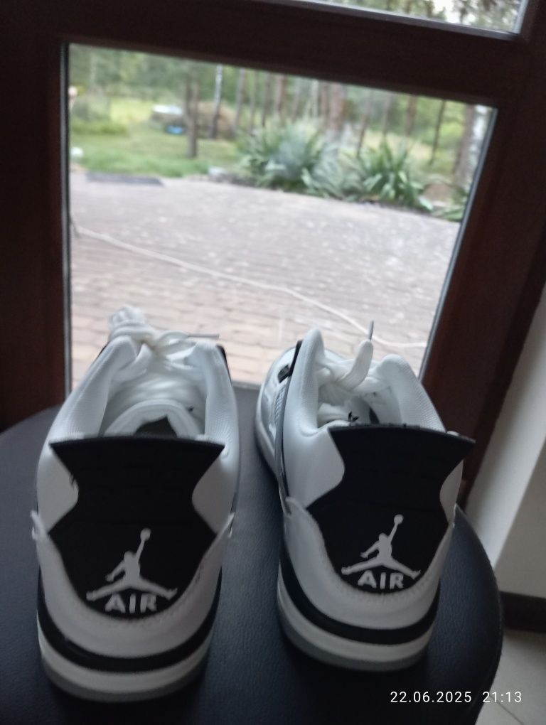 Jordan 4 rozmiar 41