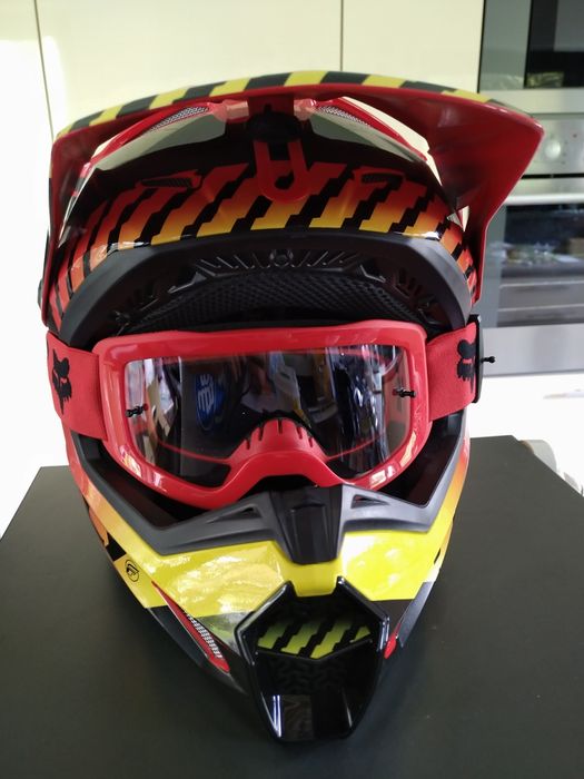 Kask FLY Kinetic YS 48-49cm & Gogle FOX