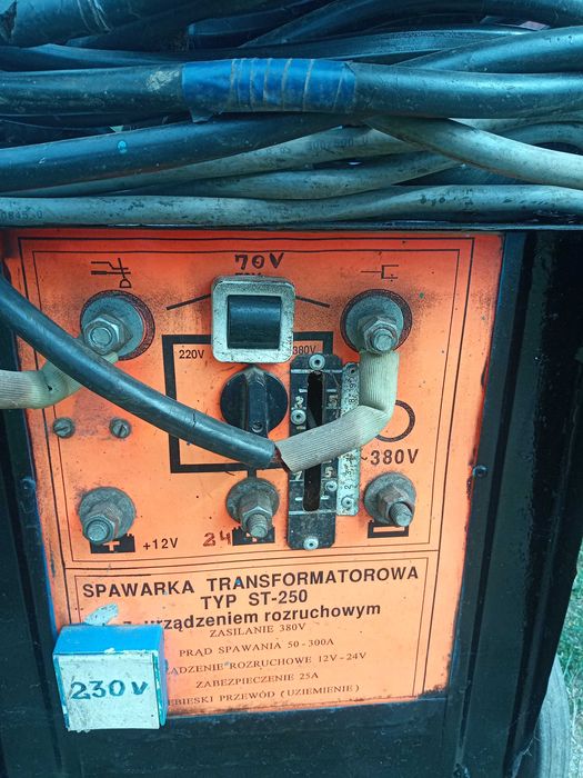 Spawarka transformatorowa, ST-250 z rozruchem