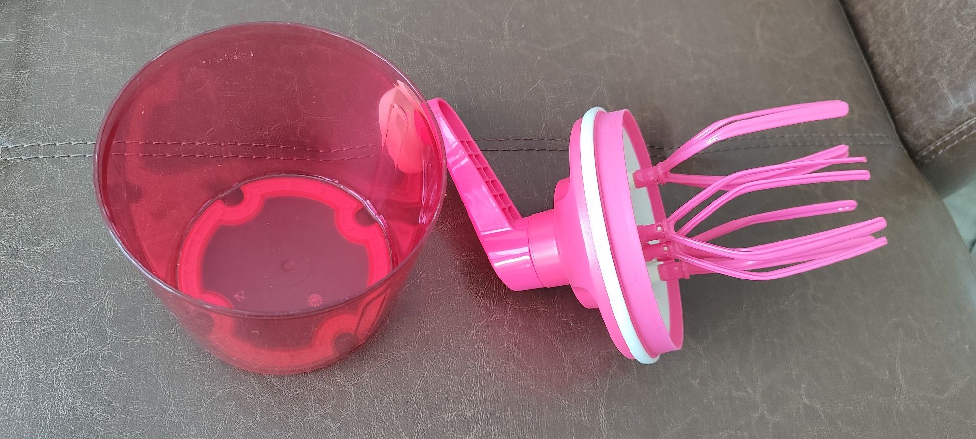 TUPPERWARE Kuchcik, robot do ubijania piany
