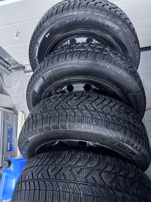 4 Koła zimowe 15 cali skoda rapid, fabia, vw itp, et38 6Jx 15H2