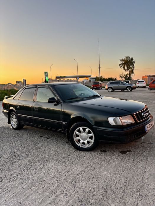 Ауді 100 с4 1993 року 2.0 бензин
