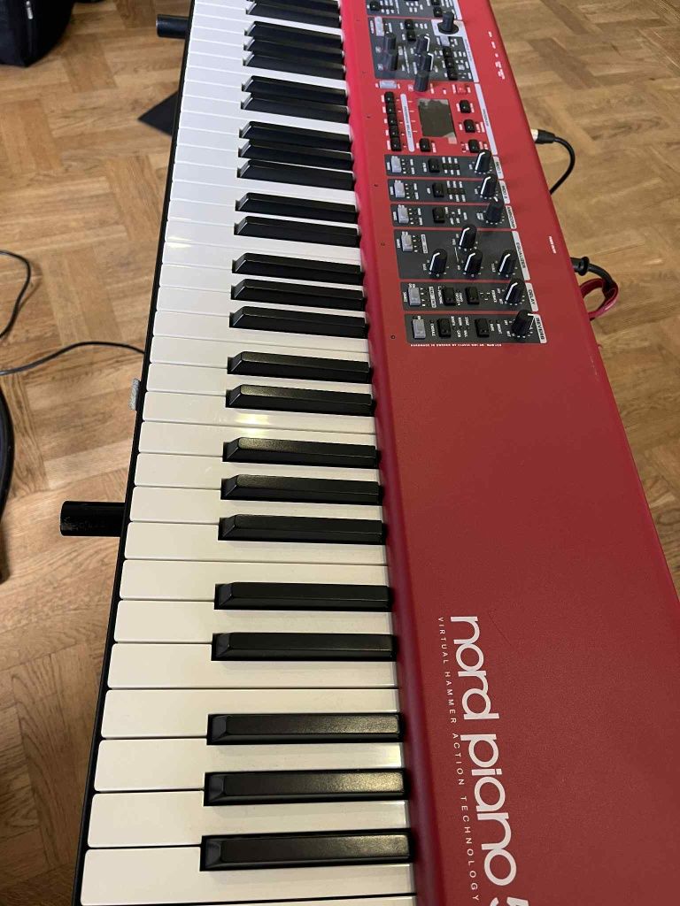 Klawisz, pianino, keyboard Nord Piano 5 88