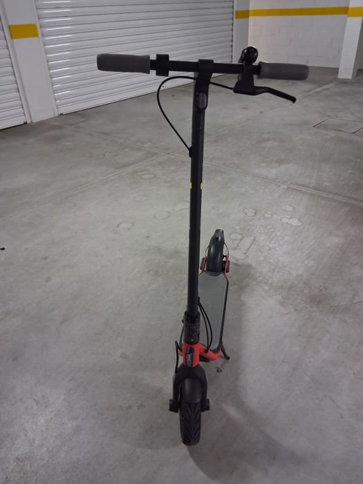 Trotineta elétrica Nineboot D18
