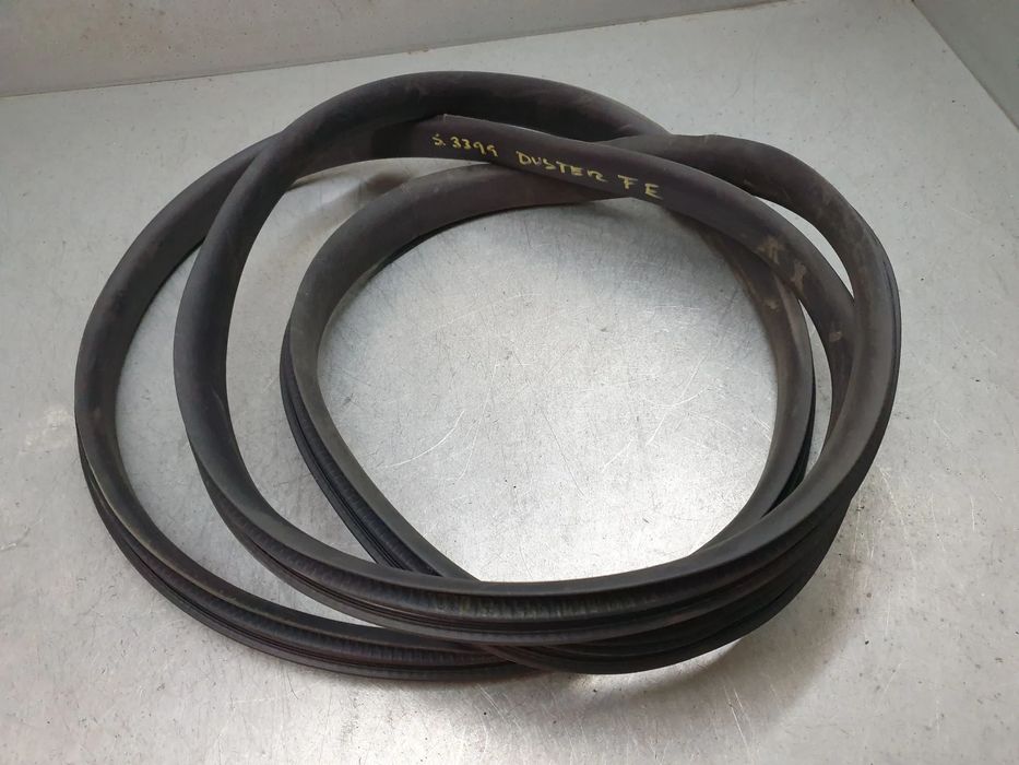 Revestimento porta frente esquerdo DACIA Duster (HM_)