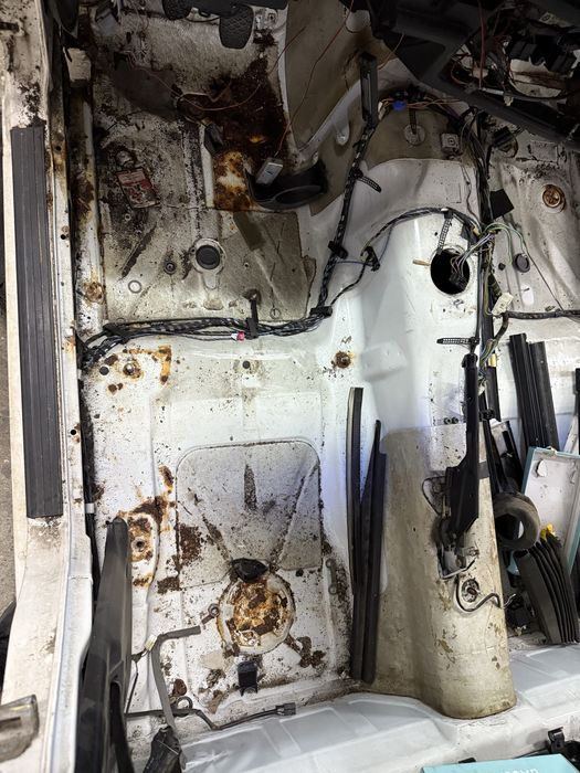Bmw e30 karoseria buda projekt drift cwiartka rarytas
