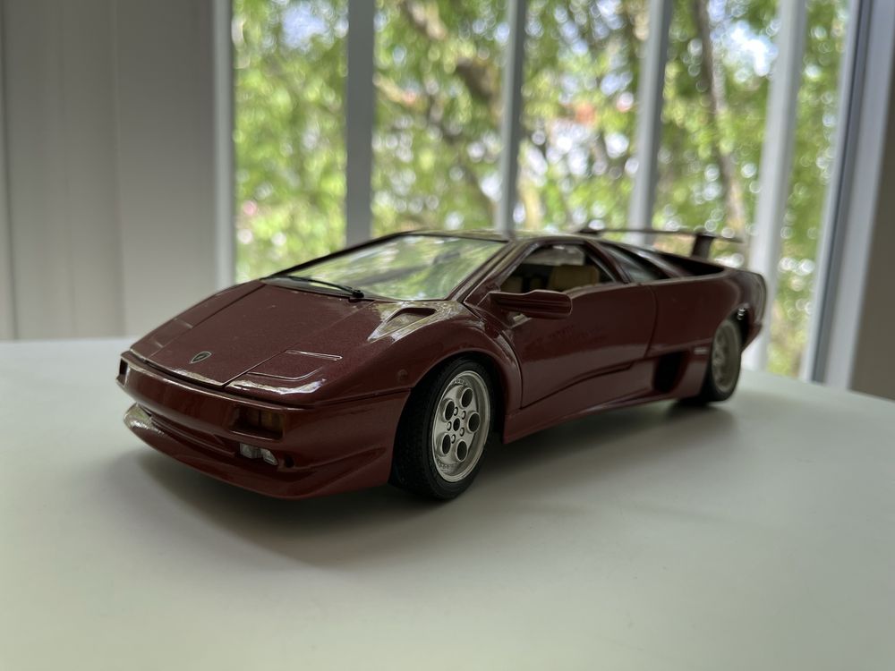 Bburago - Lamborghini Diablo (1990) 1:18