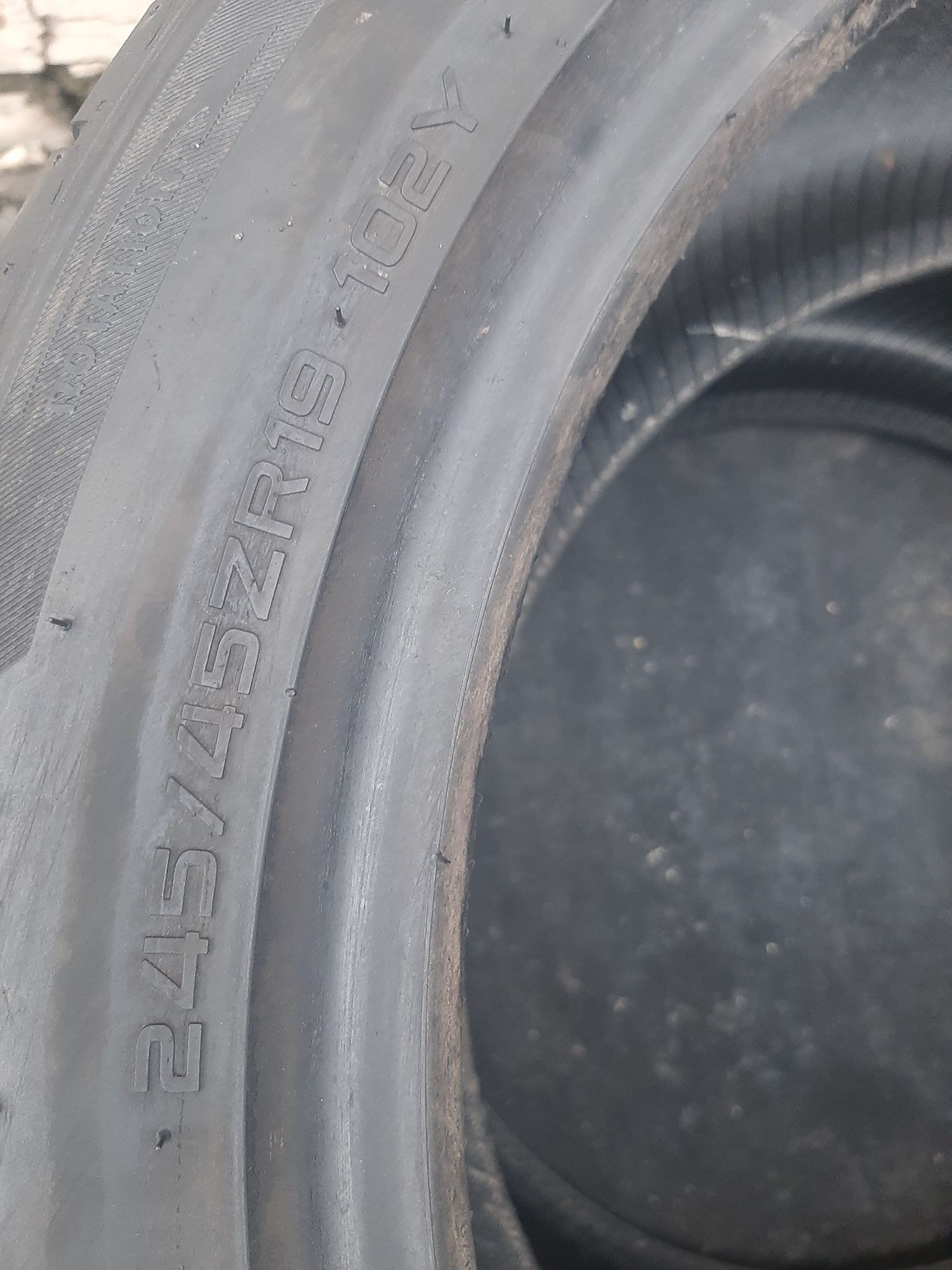 Шини б/у 245/45ZR19 Hankook літо 2шт.