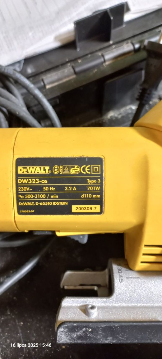Wyżynarka do drewna dewalt.