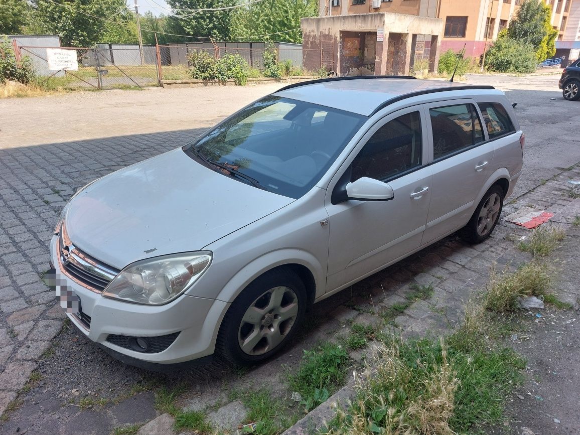 Opel Astra H lift z474 drzwi błotnik zderzak fotele klapa lampa