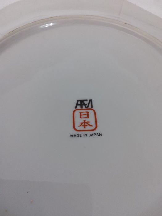 PRATO ORIENTAL lindissimo  oitavado