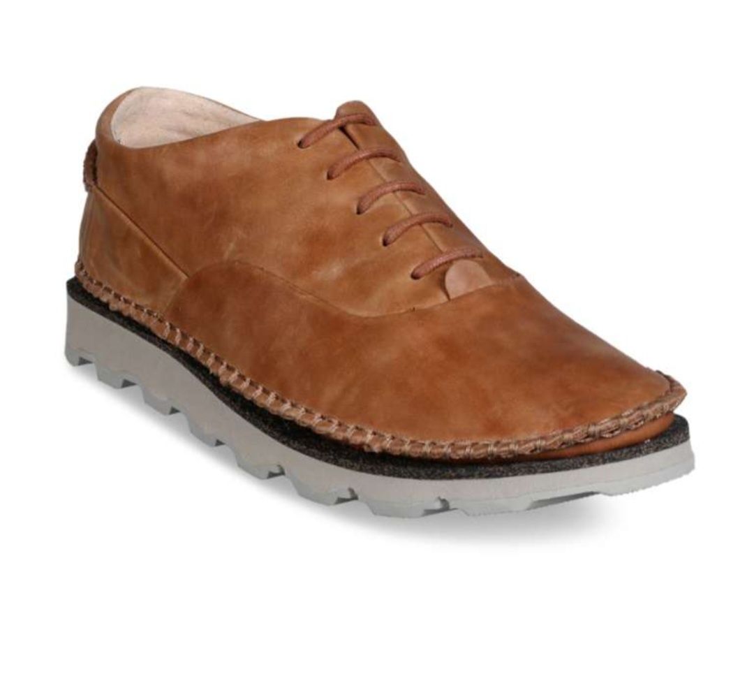 Женские  кожаные кроссовки "Clarks "