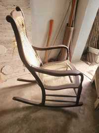 Cadeira Baloiço Madeira Antiga