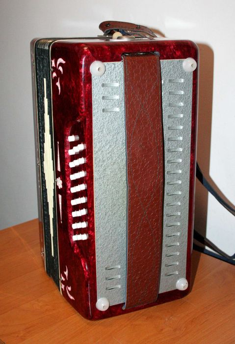 Гармонь Беларусь МИ мажор состояние новой.