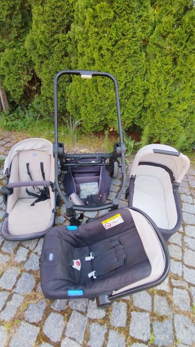 Детская коляска 3×1 Chicco