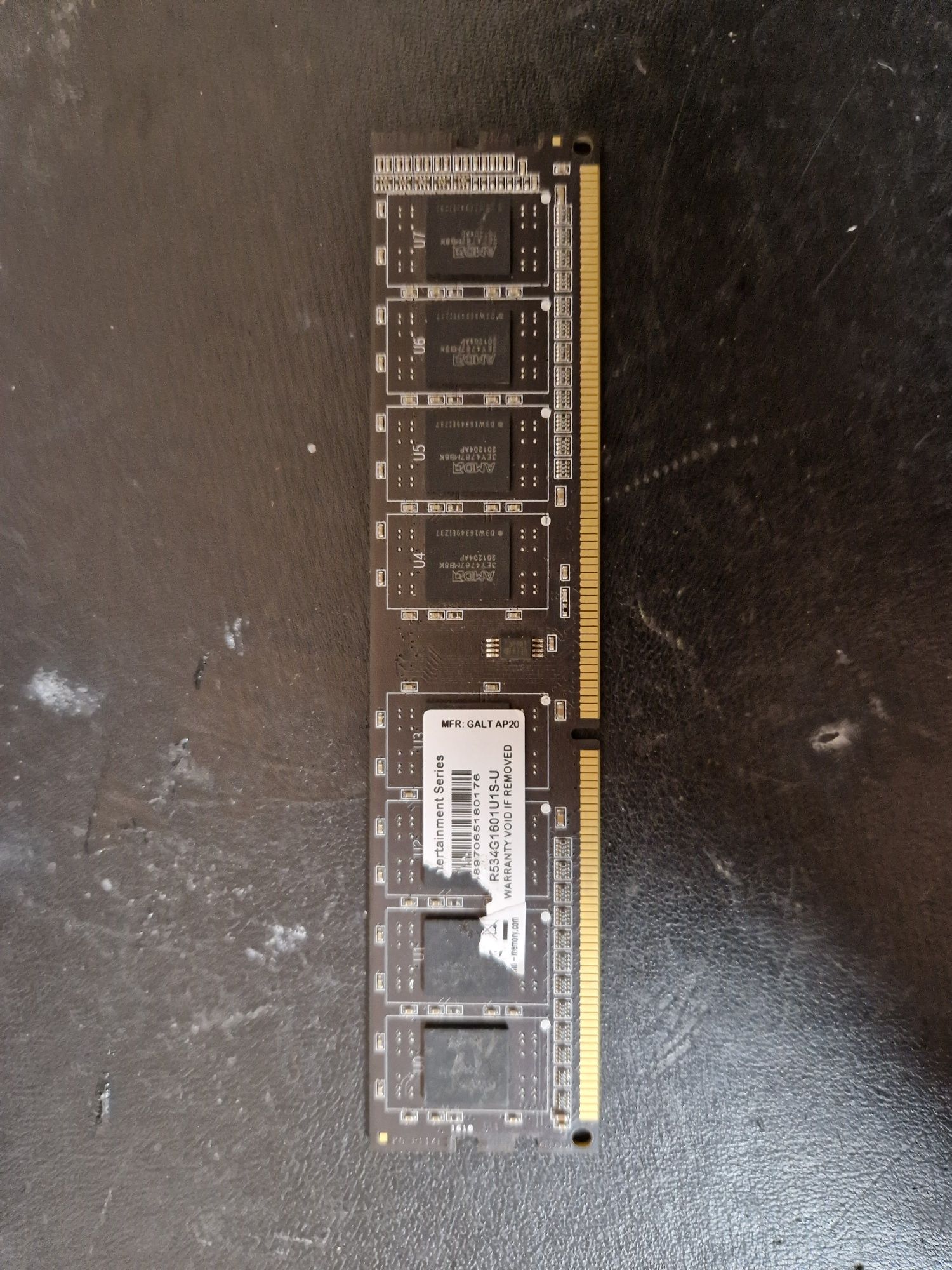 Оперативна память DDR4 4GB 2666V