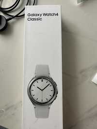 Смарт-часы Samsung Galaxy Watch 4 Classic 42mm Silver