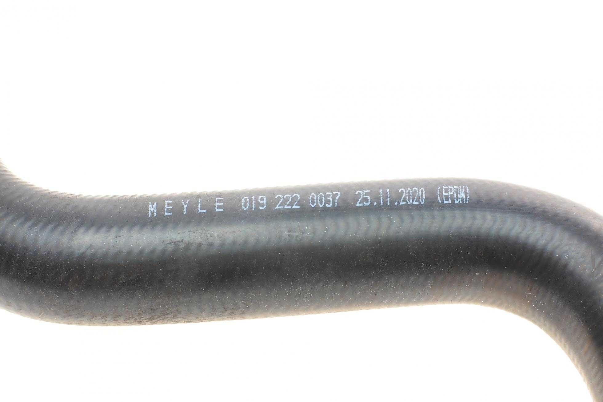 Патрубок інтеркулера нижній Mercedes MB Sprinter S210 S211 S212 S213
