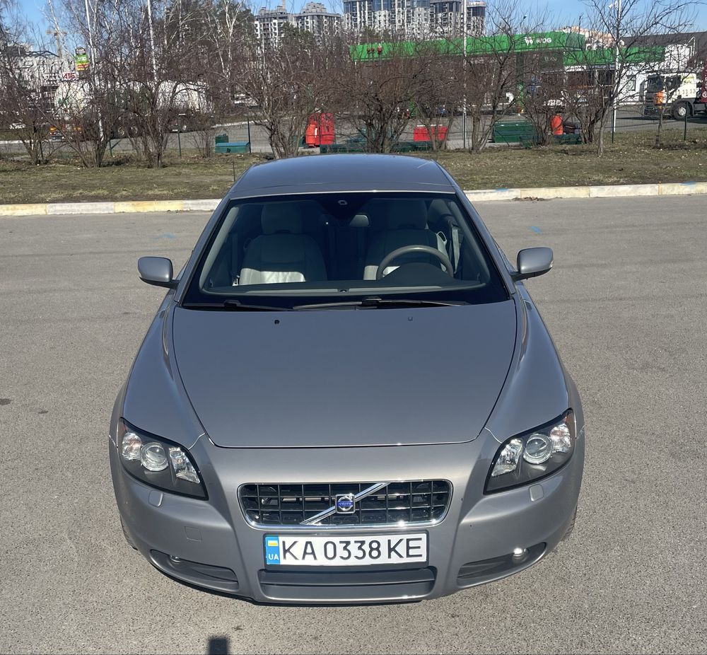 Volvo C70 кабріолет