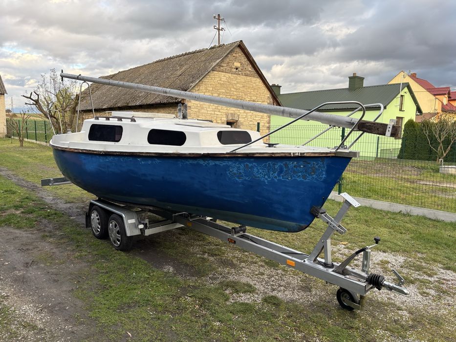 Jacht/żaglówka/łodź PEGAZ 600 + silnik MARINER 5KM + przyczepa