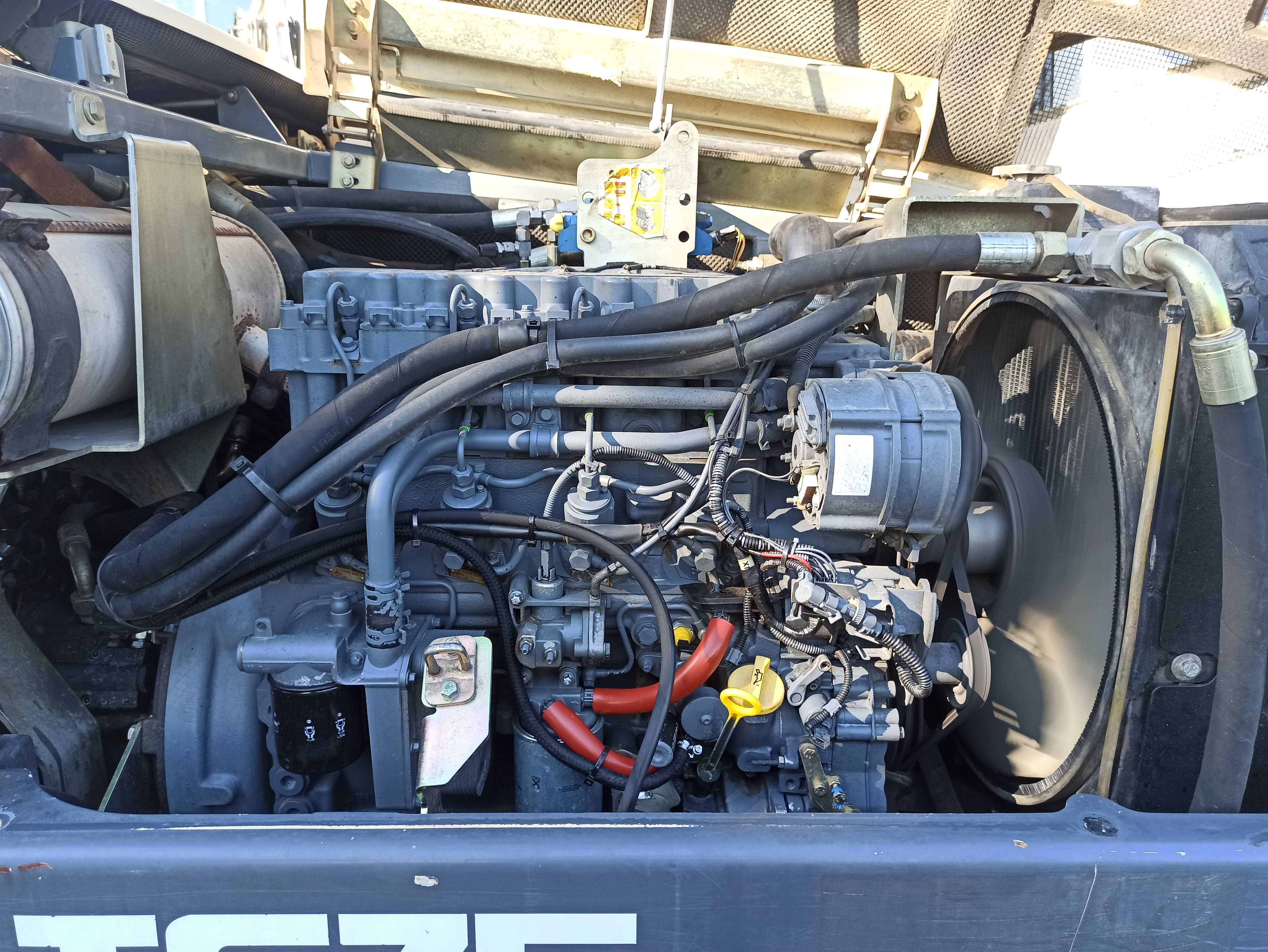 Гусеничний екскаватор Terex TC75 2014року CAT JCB Volvo