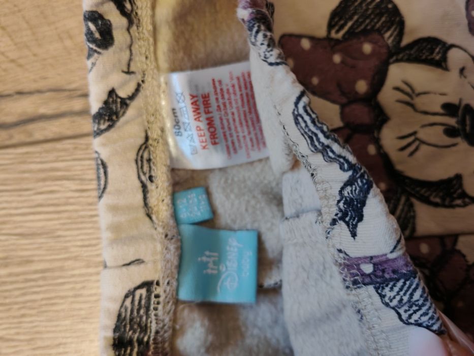 2x leginsy r. 80