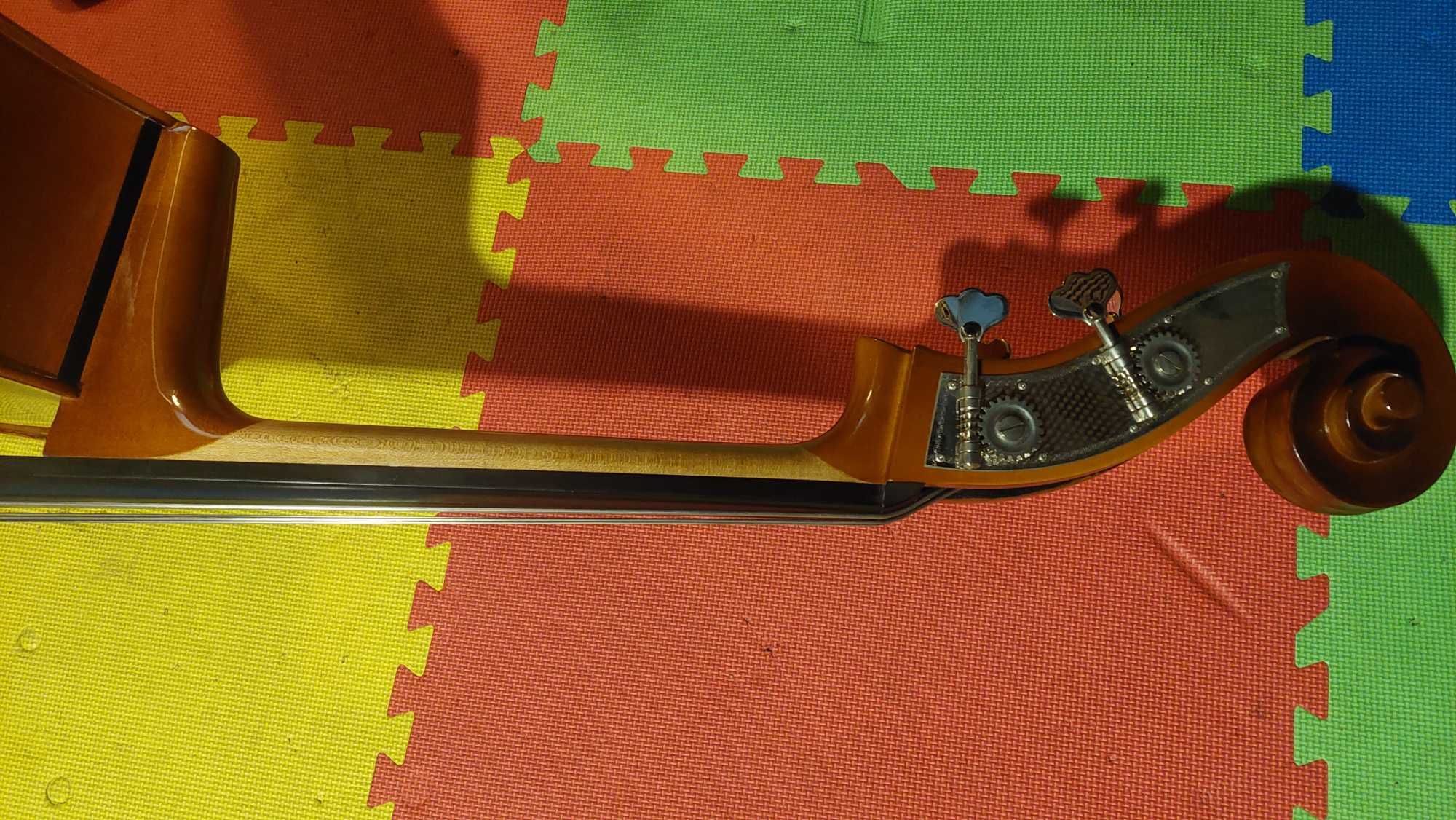 Contrabaixo 3/4 em madeira maciça (Thomann 33 3/4 Europe Double Bass)