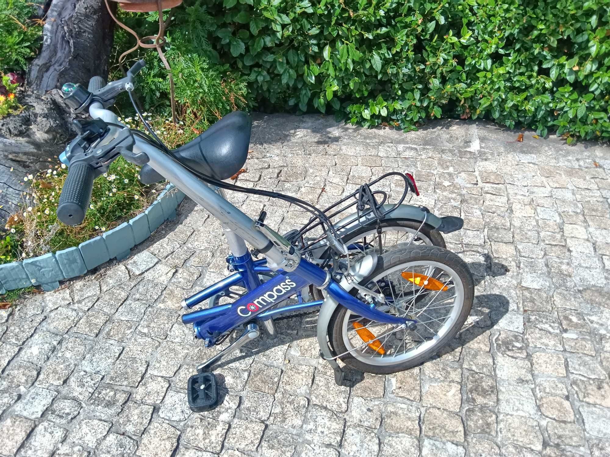 Bicicleta Compass dobrável