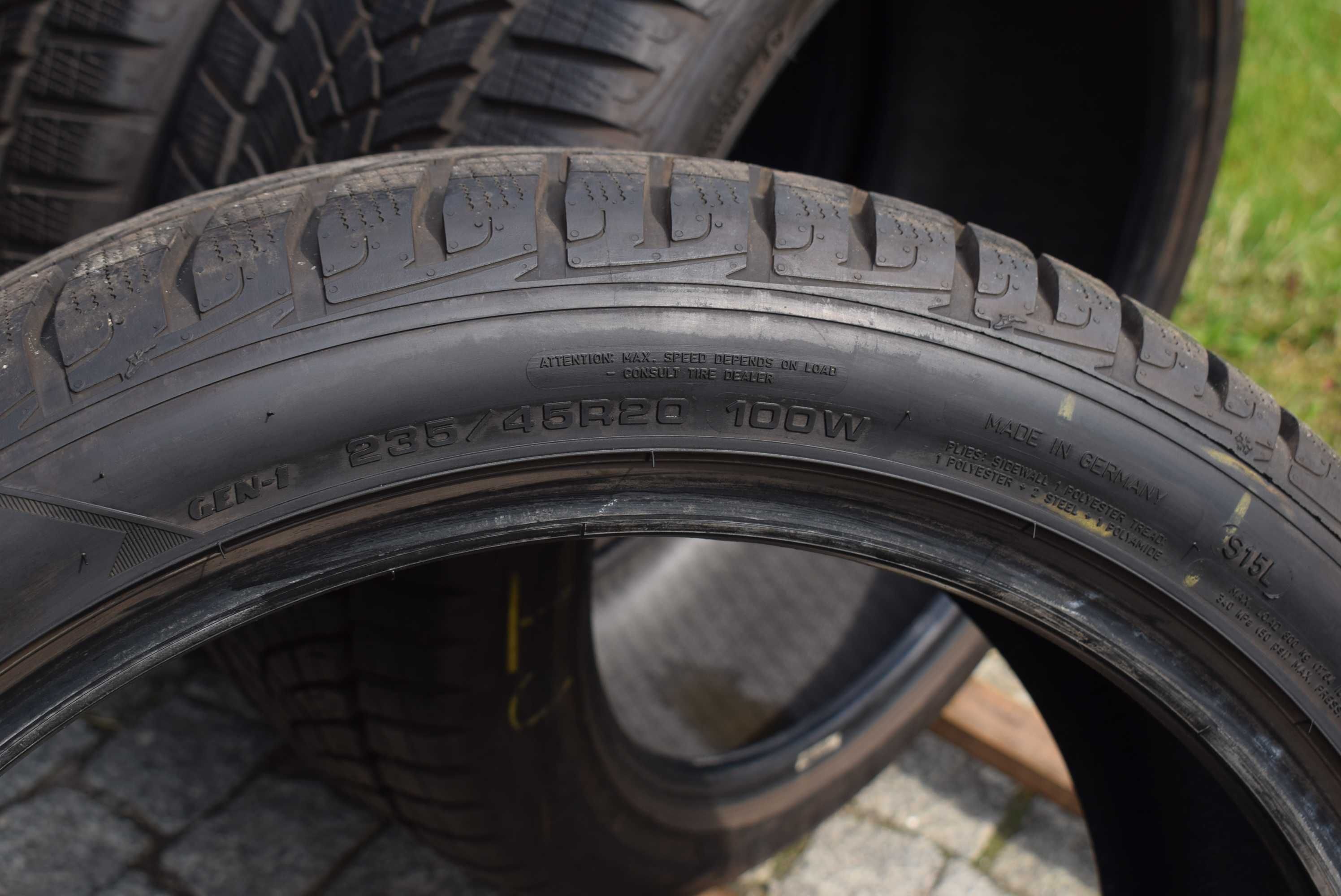 235/45R20 100W Goodyear ultra grip jak nowe 4 szt komplet 9mm zima