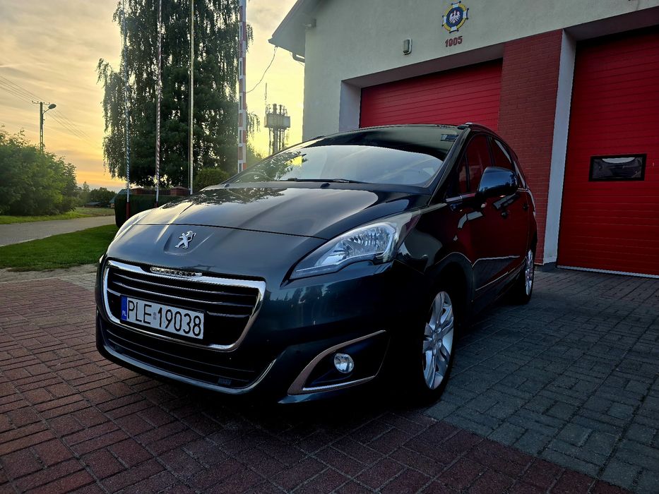 Zamiana Peugeot 5008 LiftAutomatPanoramaKlimatronicNaviHeadUpLedyAlu!