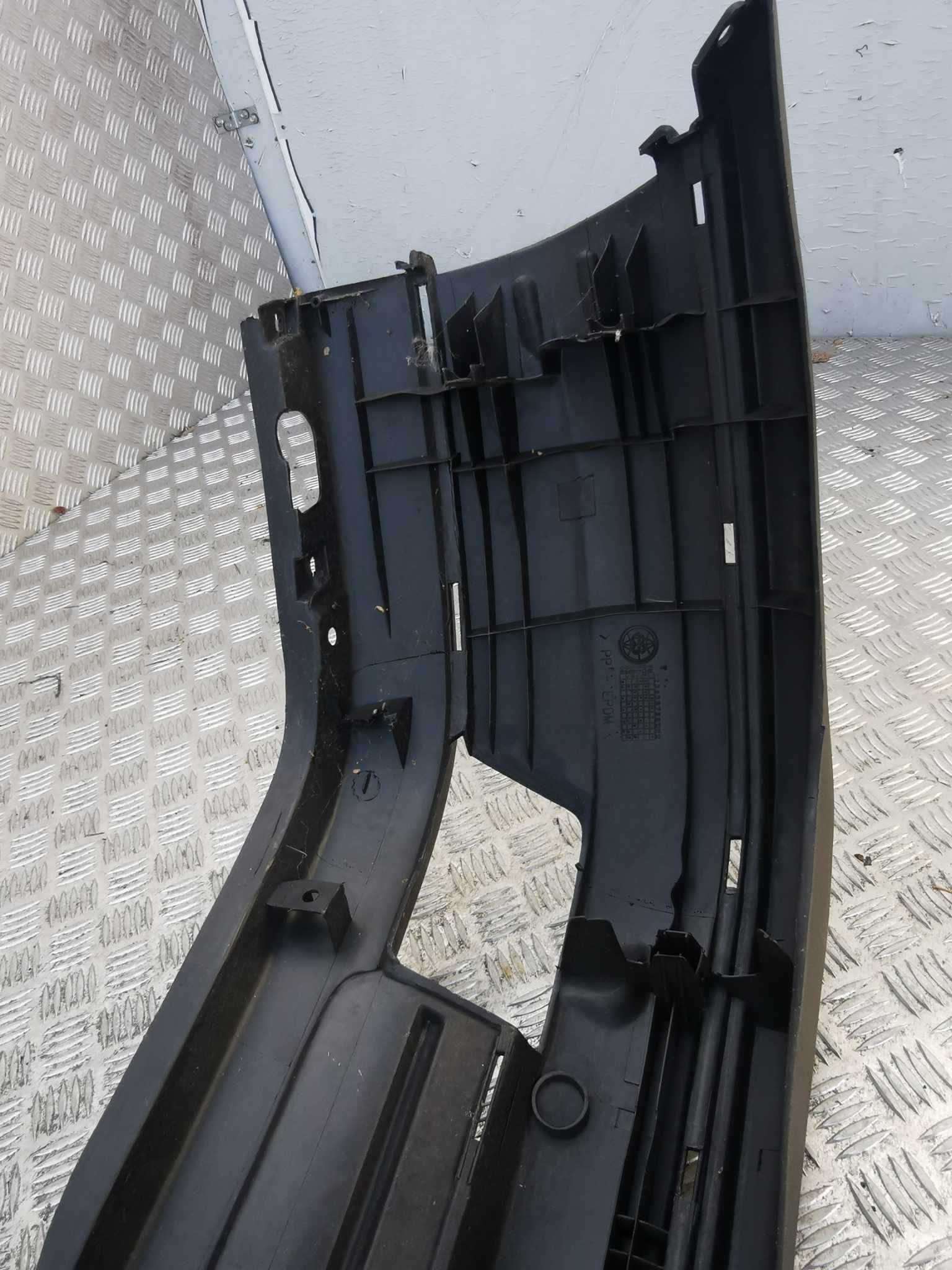 Zderzak przód przedni nowy Vectra A J89