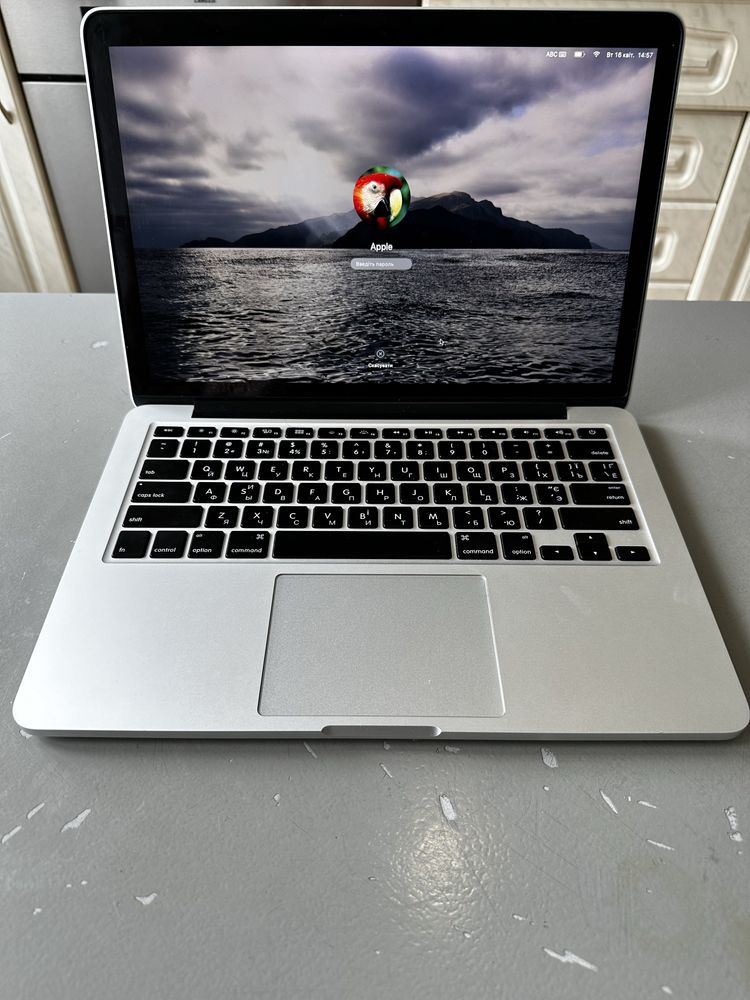 Продам свій Mac Book Pro 2014 i5/16 Gb/ SSD 128 Gb!