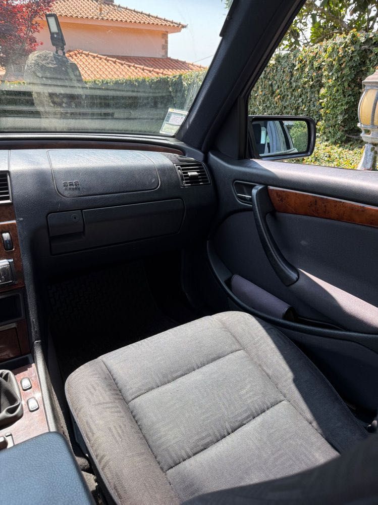 Mercedes Benz C200