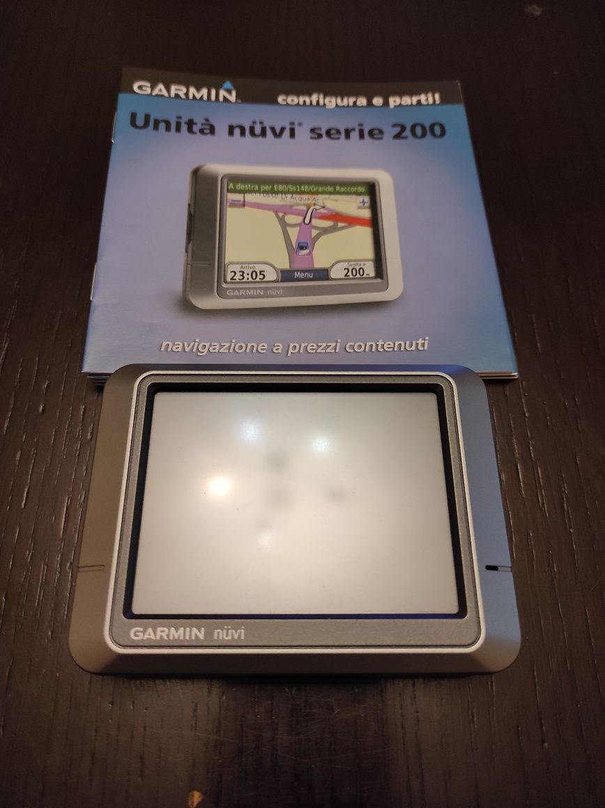 GPS Навигатор Garmin nuvi 200