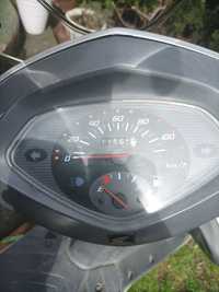 Sprzedam scuter Honda Lead 100