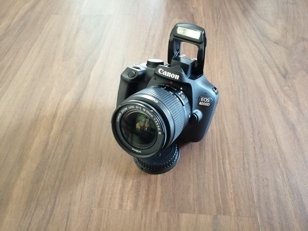 Máquina fotográfica Canon EOS 4000D