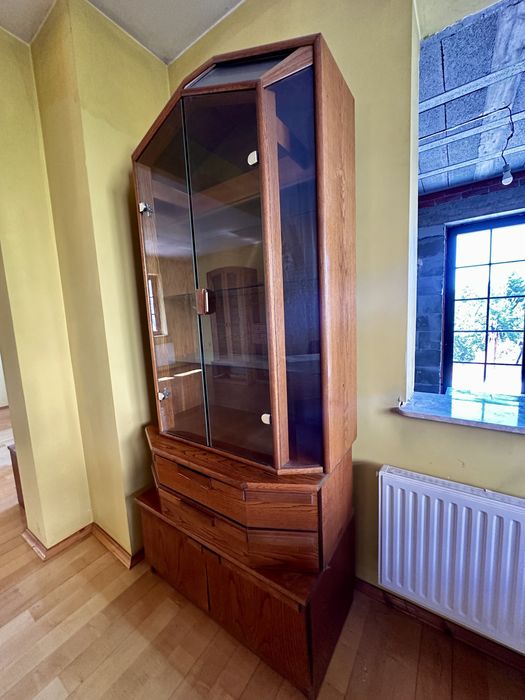 Vintage witryna z przeszkolnymi drzwiczkami z zestawu